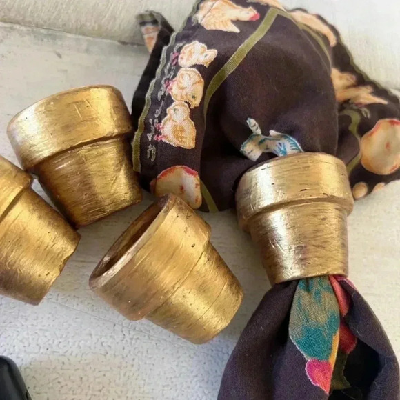 Gold Flower Pot Napkin Rings Holders Set of 4 - Picture 2 of 7